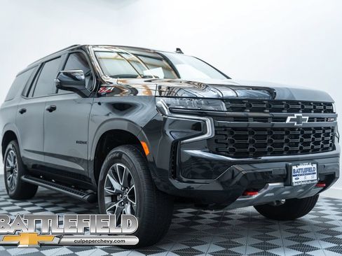 Used 2024 Chevrolet Tahoe Z71 w/ Luxury Package AWD/4WD image 1