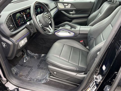 Used 2022 Mercedes-Benz GLS 450 4MATIC image 9