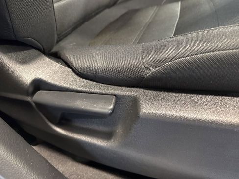Used 2019 Honda CR-V EX image 30