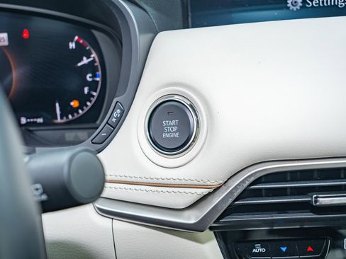 Used 2025 MAZDA CX-90 3.3 Turbo w/ Premium Plus Pkg image 28