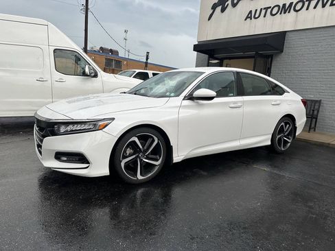 Used 2018 Honda Accord Sport image 1