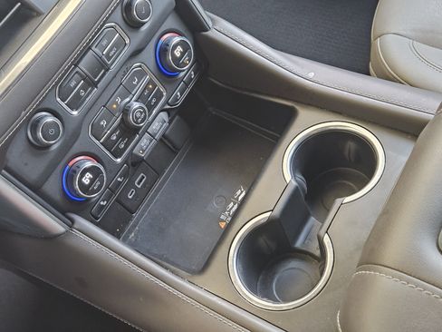 Used 2023 Chevrolet Tahoe Z71 image 21