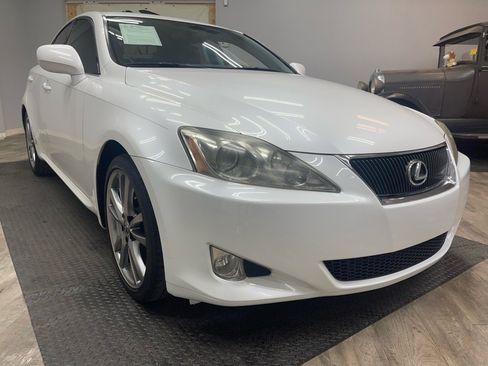 Used 2008 Lexus IS 250 image 2