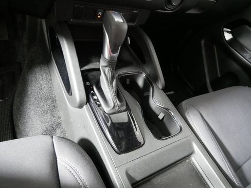 Used 2023 Nissan Frontier SV w/ Midnight Edition Package image 24