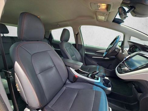 Used 2021 Chevrolet Bolt Premier w/ Infotainment Package FWD image 19