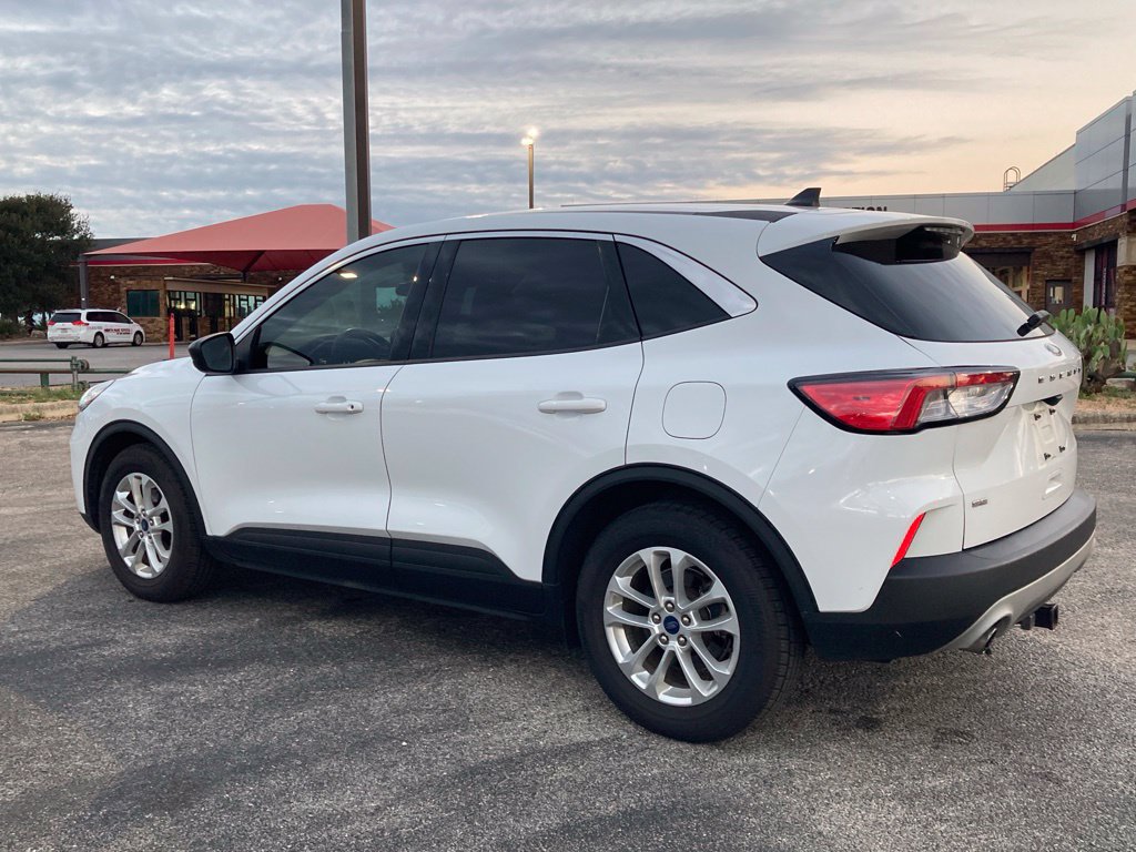 Used 2022 Ford Escape SE w/ Convenience Package FWD image 7