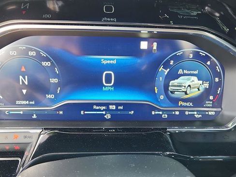 Used 2023 Chevrolet Silverado 1500 LT image 14