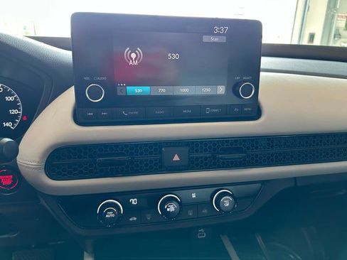 Used 2023 Honda HR-V LX image 16
