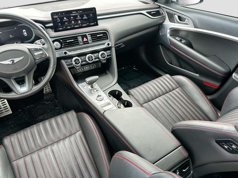 Used 2023 Genesis G70 2.0T w/ Sport Prestige Package RWD image 25