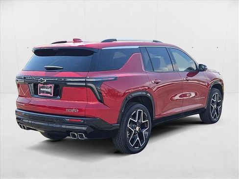 New 2026 Chevrolet Traverse High Country image 2
