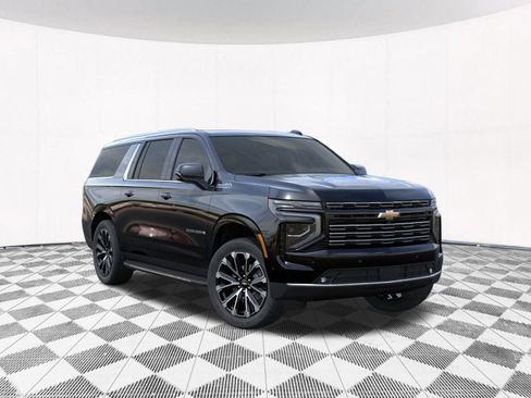 New 2026 Chevrolet Suburban High Country w/ Sun And Tow Package image 12