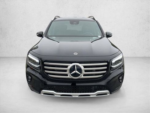 Certified 2025 Mercedes-Benz GLB 250 4MATIC image 2