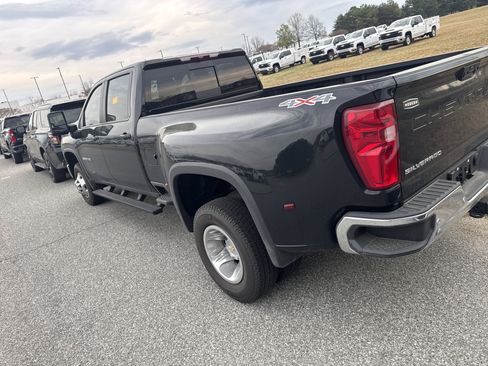 Certified 2026 Chevrolet Silverado 3500 LT w/ Safety Package image 8