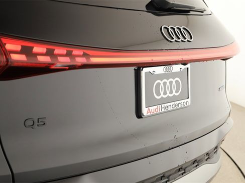 New 2025 Audi Q5 Premium image 29