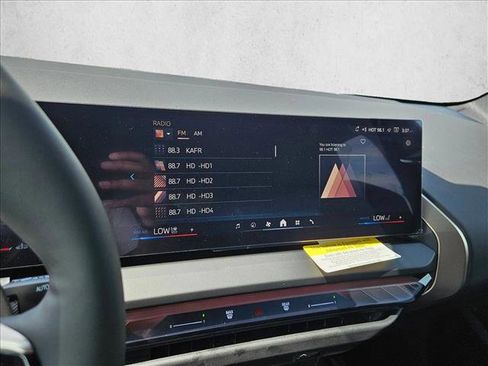 Certified 2025 BMW X3 xDrive30i w/ Premium Package image 13