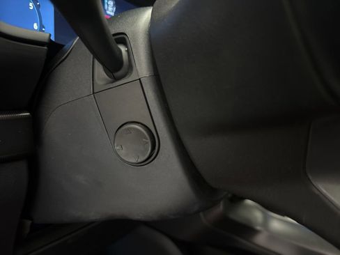 Used 2024 Ford F150 Lariat AWD/4WD image 25