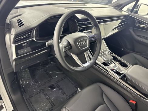 Used 2025 Audi Q7 3.0T Premium Plus w/ Premium Plus Package AWD/4WD image 23
