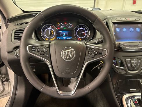 Used 2015 Buick Regal image 27
