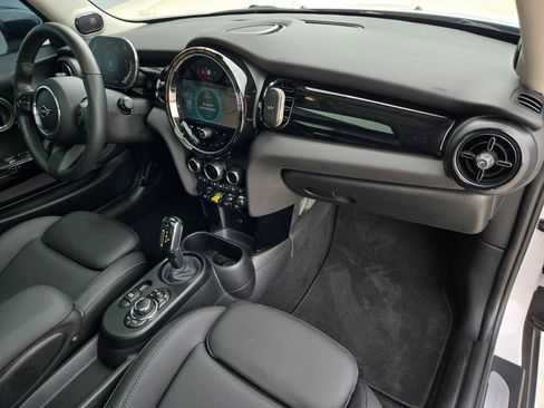 Used 2024 MINI Cooper SE FWD image 2