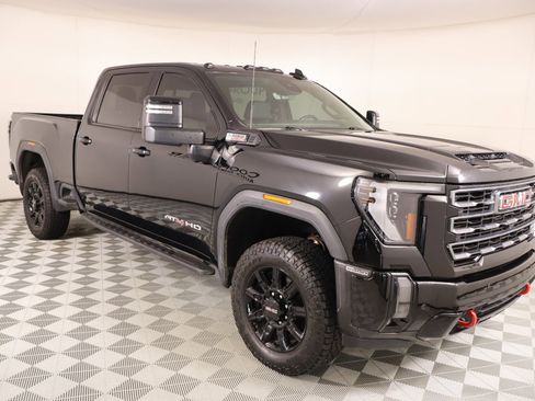 Used 2024 GMC Sierra 2500 AT4 w/ AT4 Premium Plus Package AWD/4WD image 1