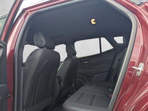 Certified 2024 Chevrolet Trax RS w/ Sunroof Package image 13