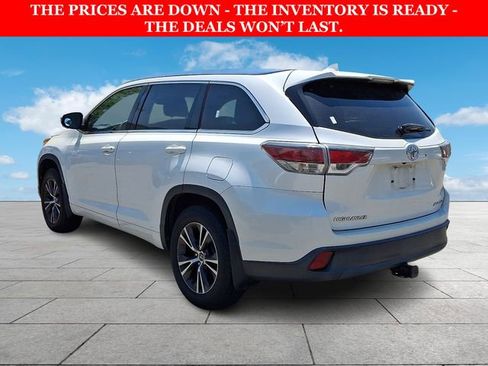 Used 2016 Toyota Highlander XLE AWD/4WD image 5
