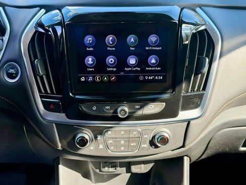 Used 2020 Chevrolet Traverse LT w/ LT Premium Package AWD/4WD image 22