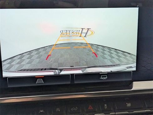 Used 2025 GMC Sierra 1500 SLT image 22