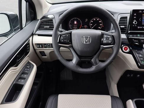 Used 2026 Honda Odyssey Elite image 20