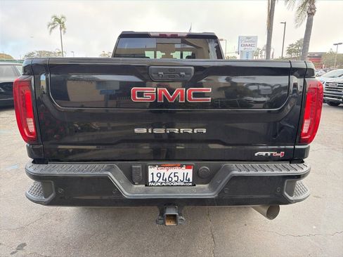 Used 2022 GMC Sierra 2500 AT4 w/ AT4 Preferred Package image 5