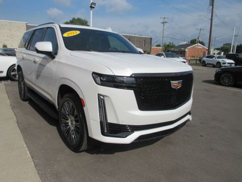 Used 2021 Cadillac Escalade Sport AWD/4WD image 4