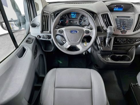 Used 2018 Ford Transit 150 XL RWD image 20