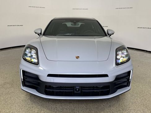 Used 2025 Porsche Panamera RWD image 8