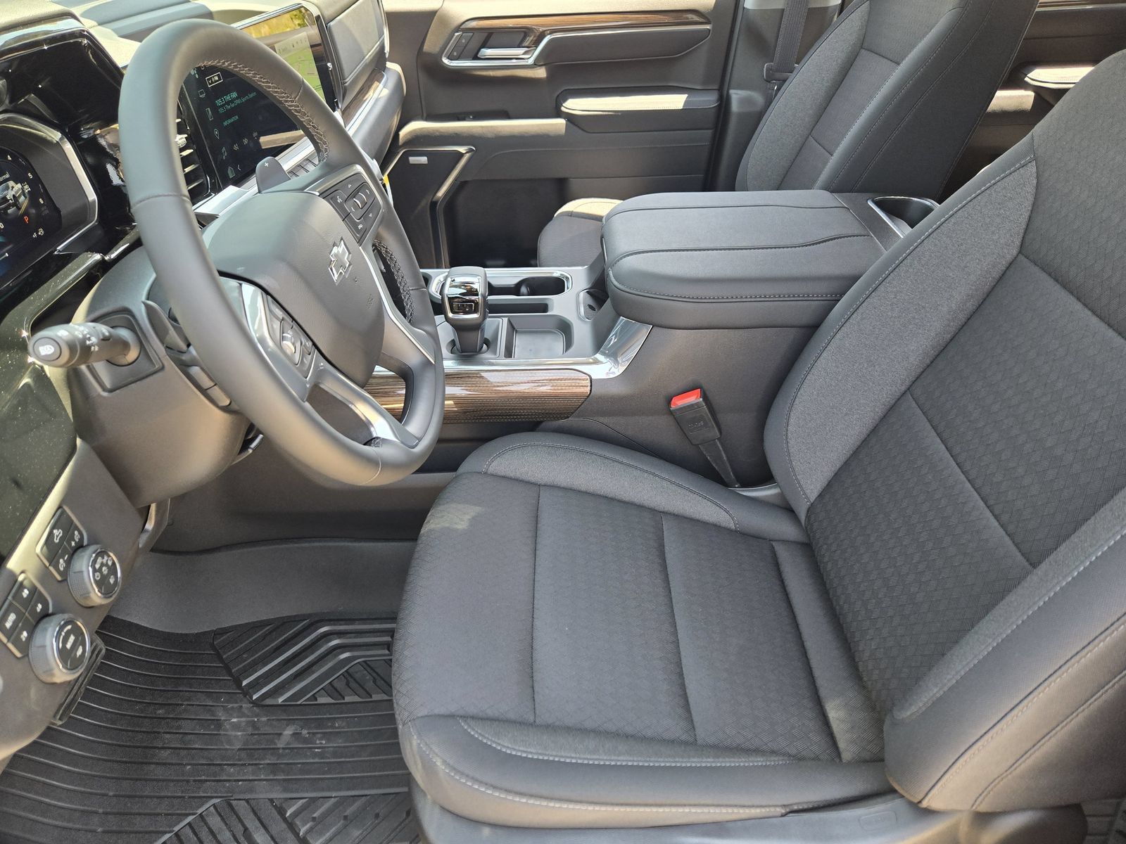 New 2026 Chevrolet Silverado 1500 LT Trail Boss w/ Convenience Package II AWD/4WD image 13