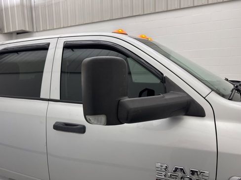 Used 2018 RAM 3500 Tradesman w/ Chrome Appearance Group image 38