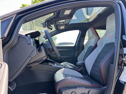 New 2026 Volkswagen GTI SE FWD image 8