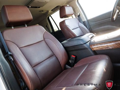 Used 2019 Chevrolet Tahoe Premier w/ Premier Plus Edition AWD/4WD image 4