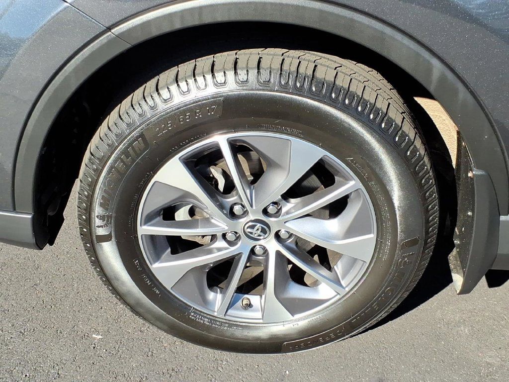 Used 2017 Toyota RAV4 XLE w/ All Weather Liner Package AWD/4WD image 9