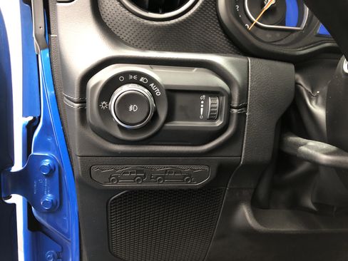 Certified 2024 Jeep Wrangler Unlimited Rubicon image 17