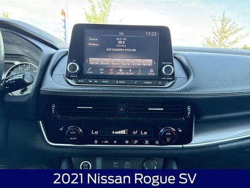 Used 2021 Nissan Rogue SV AWD/4WD image 21