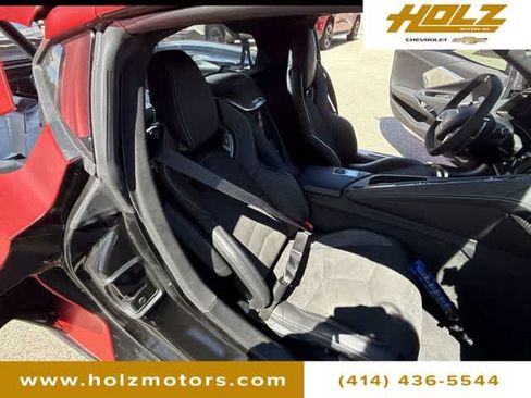 Used 2022 Chevrolet Corvette Stingray Premium Cpe w/ Z51 Performance Package RWD image 27