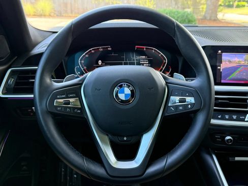 Used 2022 BMW 330i Sedan w/ Premium Package 2 RWD image 10