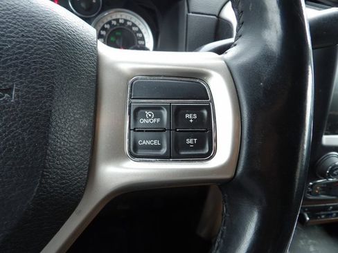 Used 2016 RAM 2500 Laramie AWD/4WD image 17