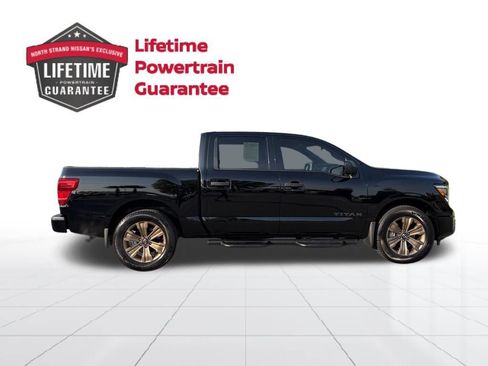 Certified 2024 Nissan Titan SV w/ SV Bronze Edition Package RWD image 7