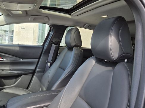 Used 2025 MAZDA CX-30 AWD 2.5 S w/ Preferred Package image 8