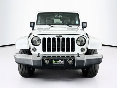 Used 2014 Jeep Wrangler Sahara AWD/4WD image 2