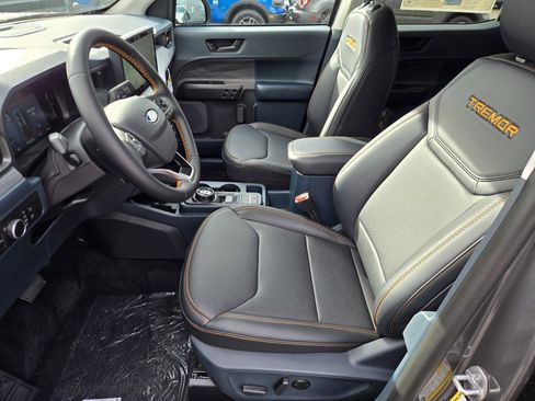 New 2025 Ford Maverick Tremor image 8