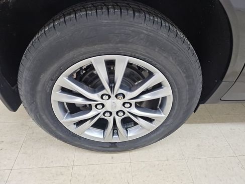 Used 2021 Cadillac XT5 Premium Luxury AWD/4WD image 23