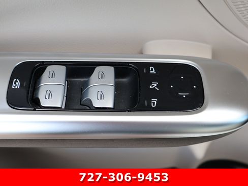 Certified 2023 Mercedes-Benz C 300 4MATIC Sedan image 17