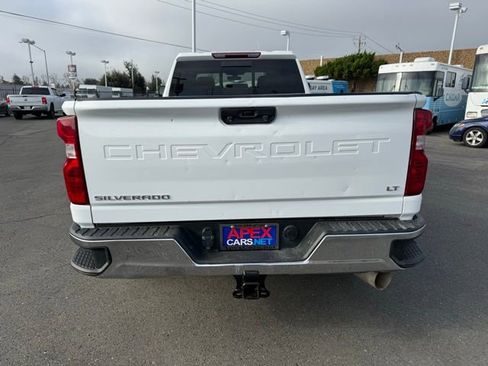 Used 2022 Chevrolet Silverado 2500 LT w/ Convenience Package image 6